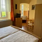 Gaestehaus Gut Frauendorf *