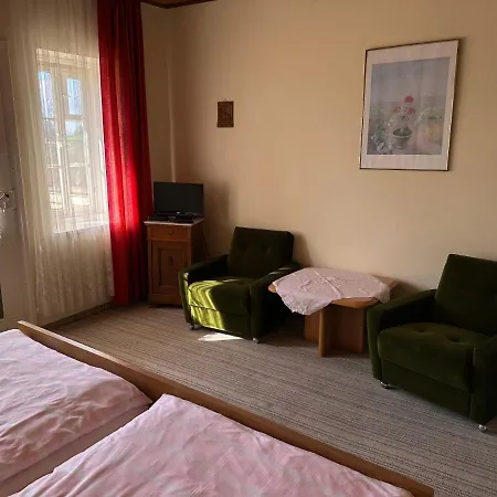 Gaestehaus Gut Frauendorf * Windorf (Passau)