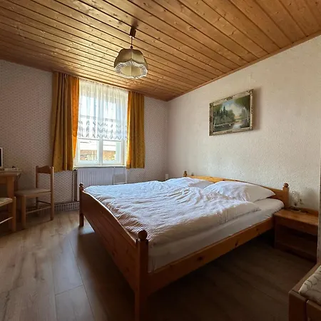 Zajazd Gaestehaus Gut Frauendorf Windorf (Passau)
