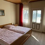 Gaestehaus Gut Frauendorf Inn *