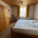 Gaestehaus Gut Frauendorf Inn