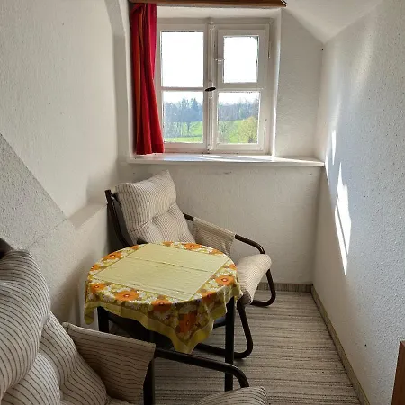 Zajazd Gaestehaus Gut Frauendorf *