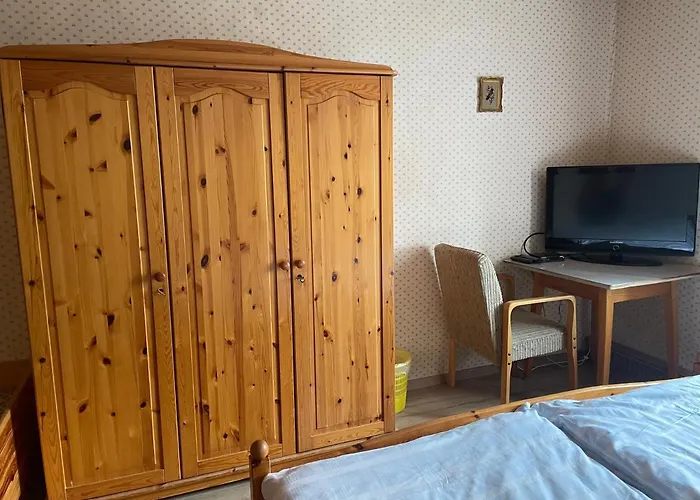 Gaestehaus Gut Frauendorf Kro
